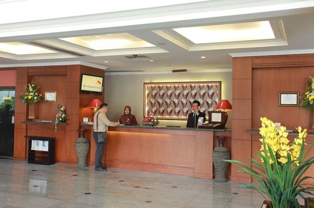 Semesta Heritage Hotel & Convention スマラン エクステリア 写真